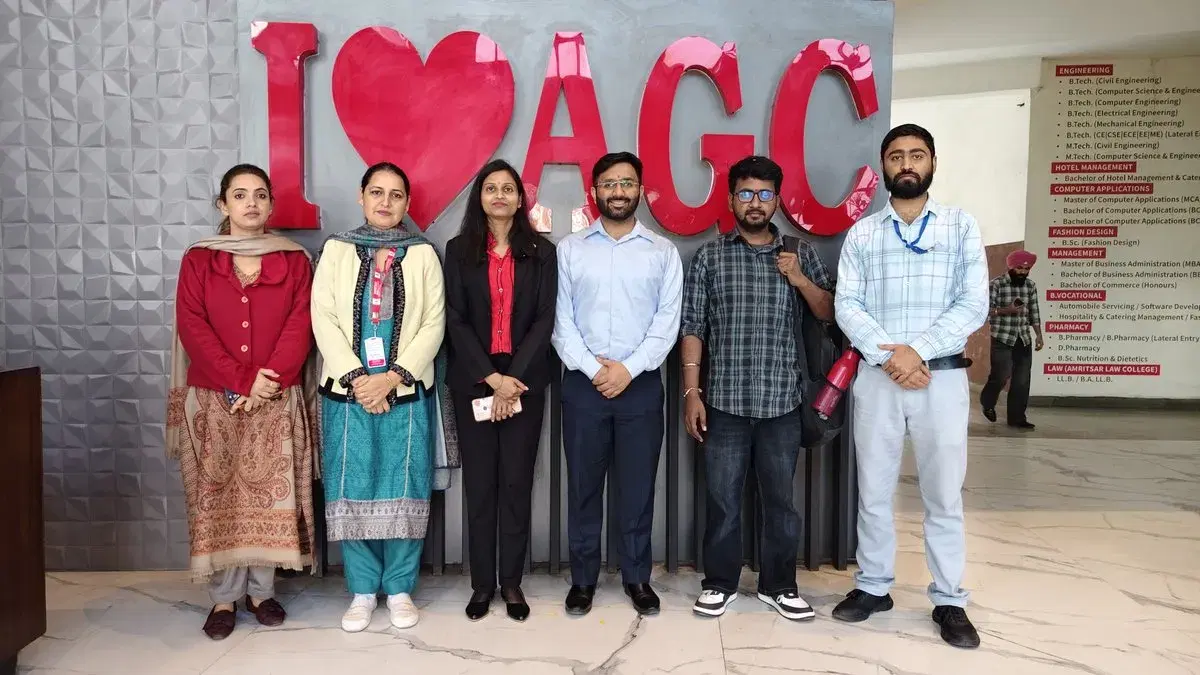 Levrn team at a campus visit